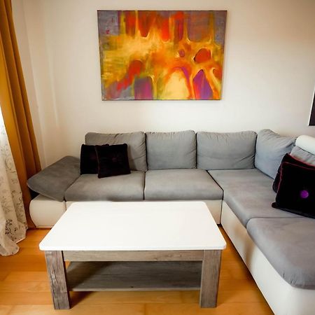 Apartment Rondo Pula Lovely And Sunny Buitenkant foto